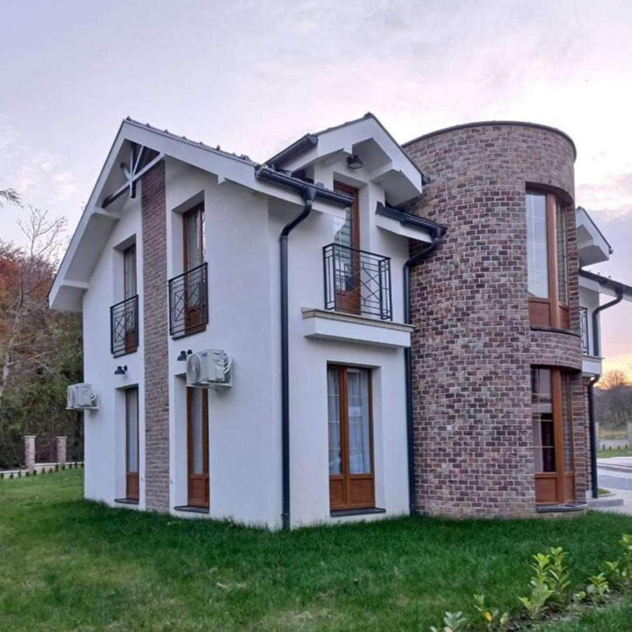 Crown House Aparthotel Vrnjacka Banja Exterior photo