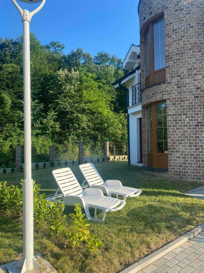 Crown House Aparthotel Vrnjacka Banja Exterior photo